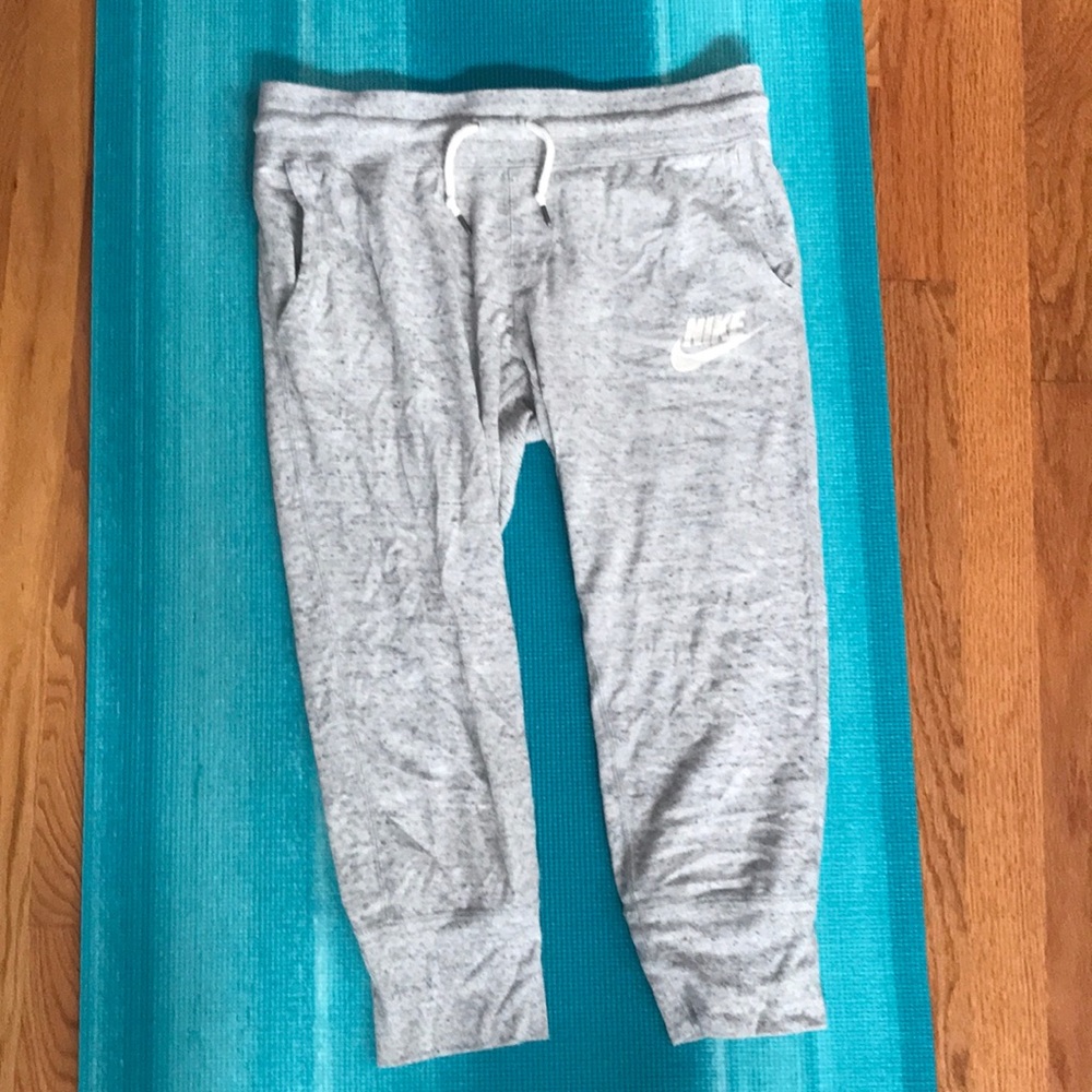Nike cropped joggers